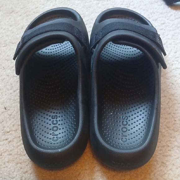 CROCS Black Chunky Slides - Picture 5 of 7